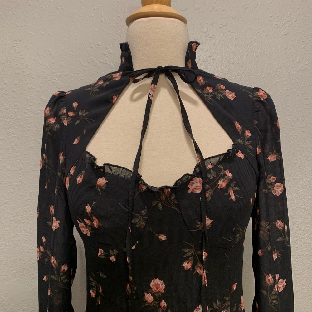 Dode Floral Top - Picture 4 of 7